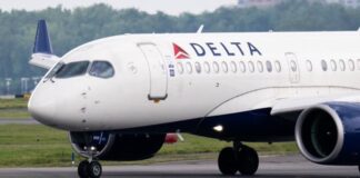Aero-News : Une erreur à plus de 85.000 euros… Une hôtesse de l’air de Delta Air Lines déclenche par mégarde un toboggan d’évacuation