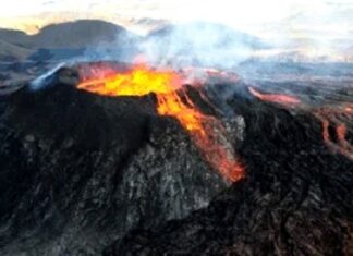 Le volcan Hayli Gubbi en Éthiopie entre en éruption, après 12000 ans… Les nuages de cendres perturbent la circulation aérienne en Asie du Sud