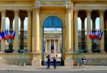 Visas pour la France et renouvellement des titres de séjour : augmentation significative des droits de timbre selon le projet de loi des finances de 2026